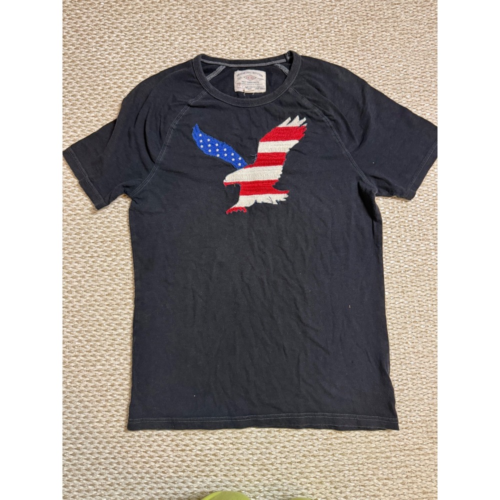 American Eagle Outfitters vintage Black American Flag Eagle Graphic T-Shirt S